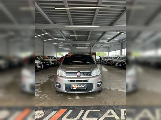 FIAT UNO 1.0 EVO ATTRACTIVE 8V FLEX 4P MANUAL FIAT UNO 1.0 EVO ATTRACTIVE 8V FLEX 4P MANUAL